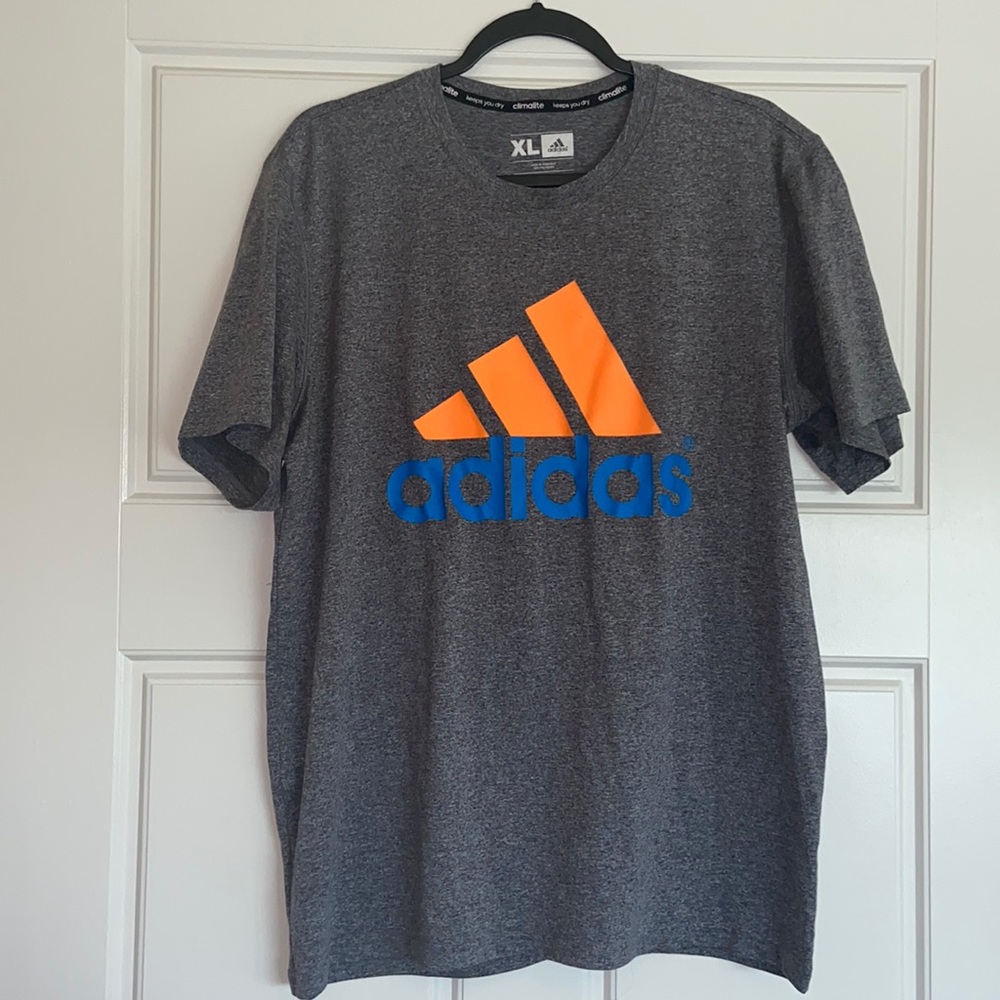 Men’s adidas shirt